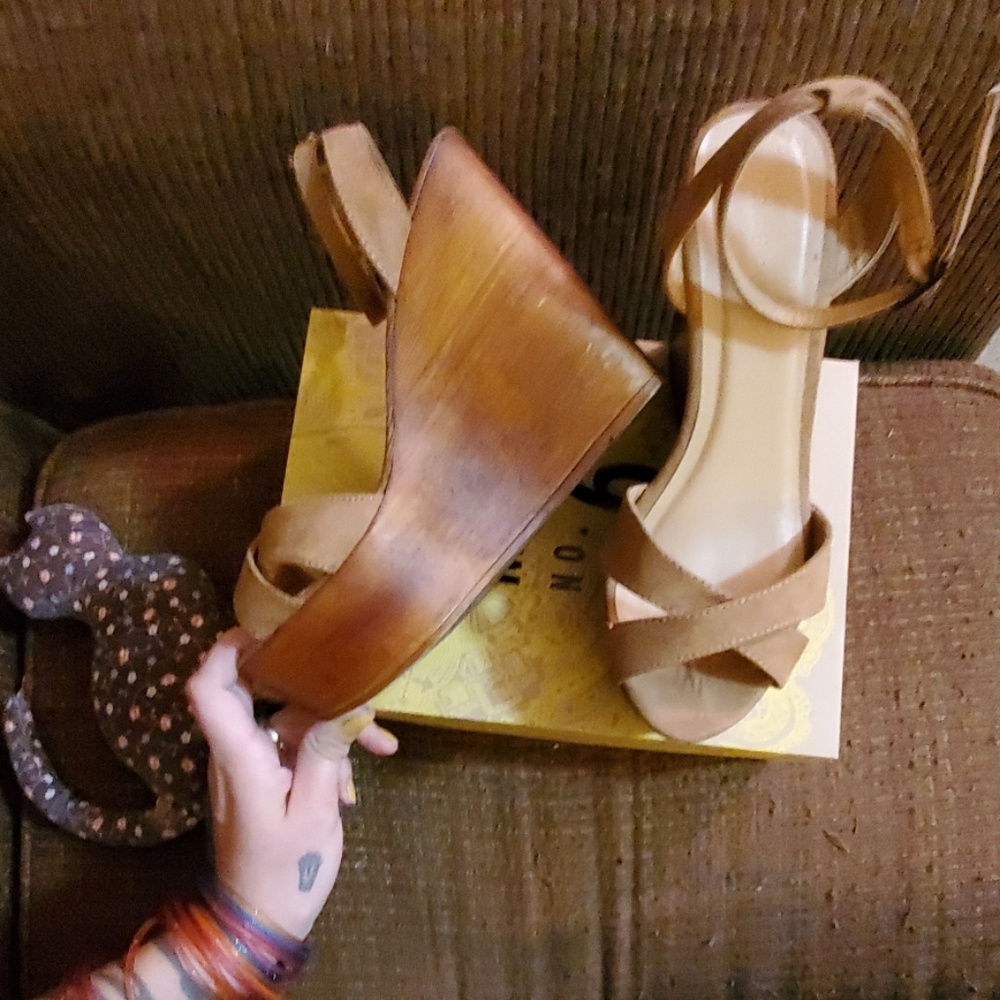 Lightweight 5" Faux Wooden + Suede Strappy Wedge